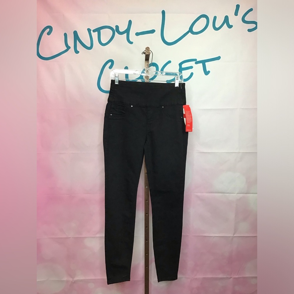 NWT SPANX M (6-8)